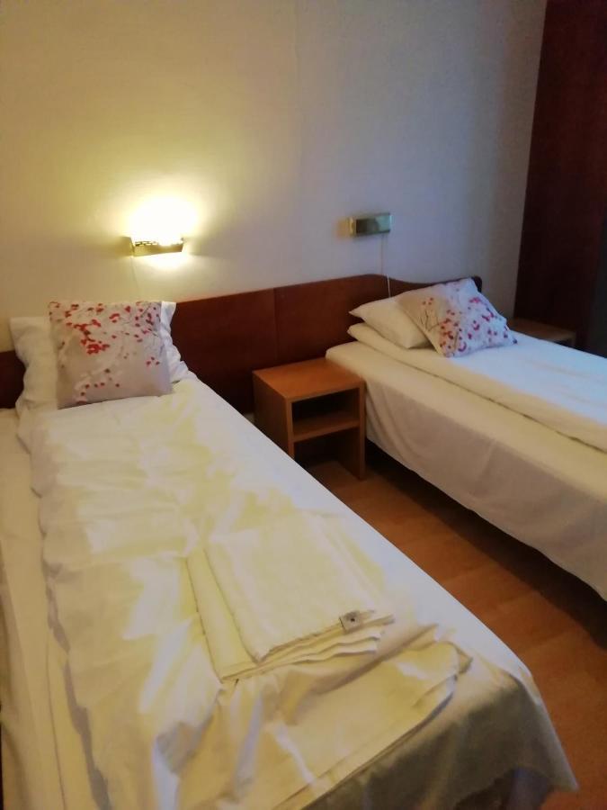 Kirkenes Hotell Esterno foto