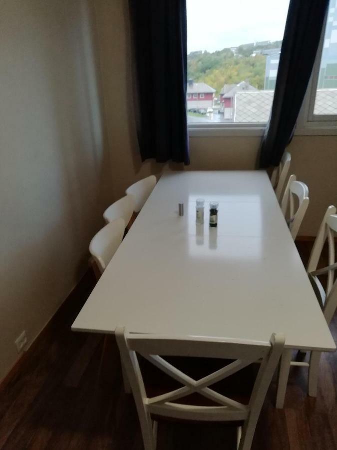 Kirkenes Hotell Esterno foto